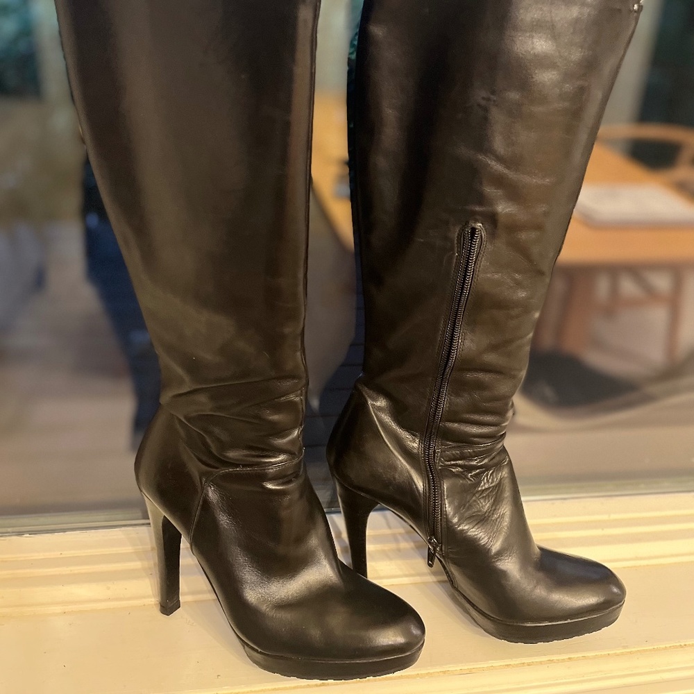 Stuart Weitzman Boots